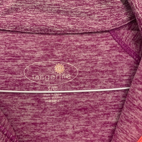 athletic pull over - Picture 2 of 5